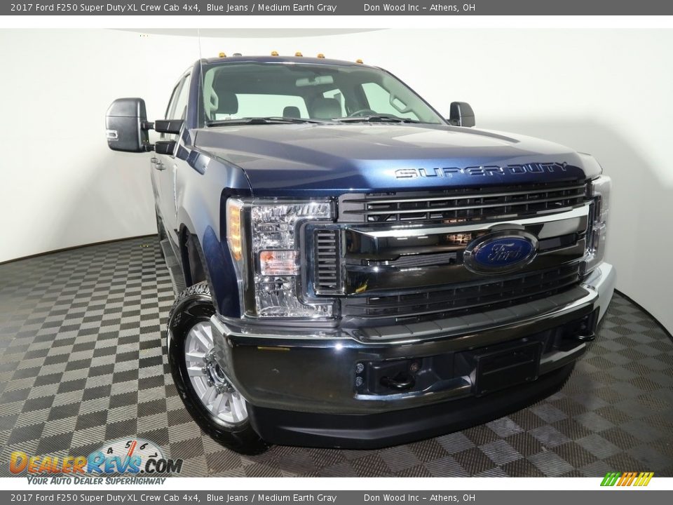 2017 Ford F250 Super Duty XL Crew Cab 4x4 Blue Jeans / Medium Earth Gray Photo #5