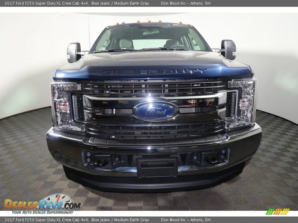 2017 Ford F250 Super Duty XL Crew Cab 4x4 Blue Jeans / Medium Earth Gray Photo #6
