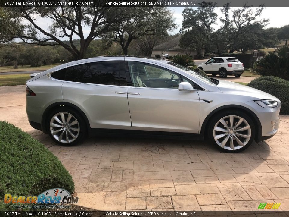 Silver Metallic 2017 Tesla Model X 100D Photo #18