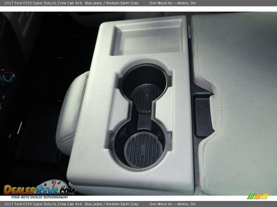 2017 Ford F250 Super Duty XL Crew Cab 4x4 Blue Jeans / Medium Earth Gray Photo #18