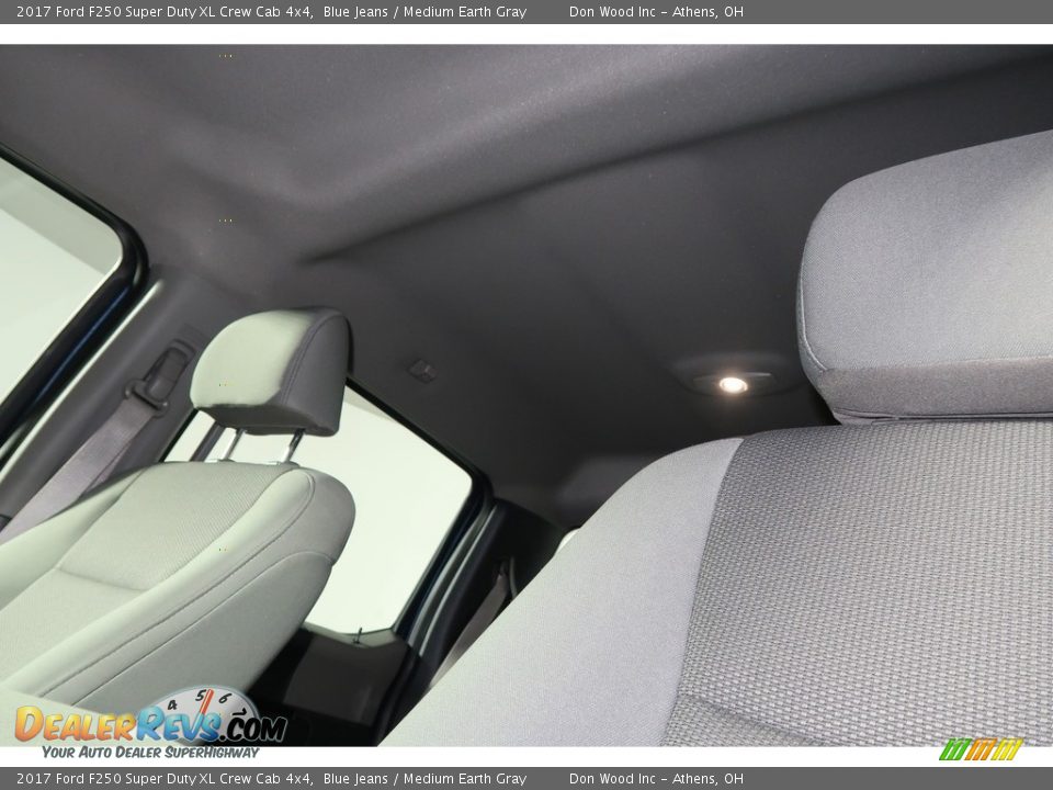 2017 Ford F250 Super Duty XL Crew Cab 4x4 Blue Jeans / Medium Earth Gray Photo #33