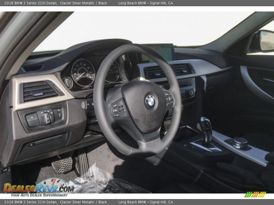 2018 BMW 3 Series 320i Sedan Glacier Silver Metallic / Black Photo #5