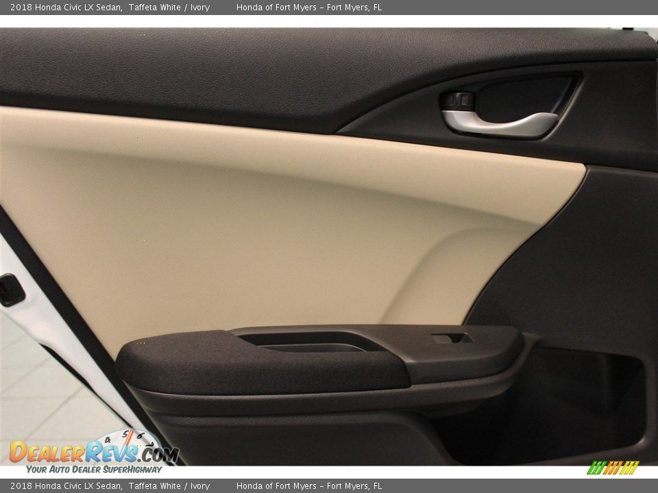 2018 Honda Civic LX Sedan Taffeta White / Ivory Photo #31