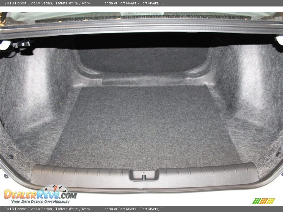 2018 Honda Civic LX Sedan Taffeta White / Ivory Photo #33