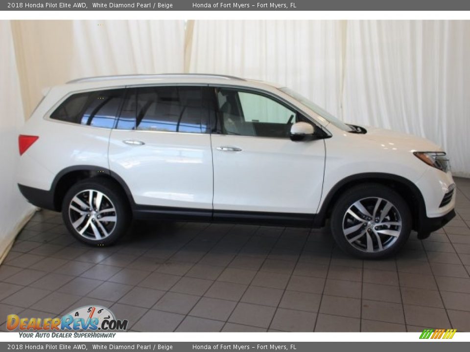 2018 Honda Pilot Elite AWD White Diamond Pearl / Beige Photo #3