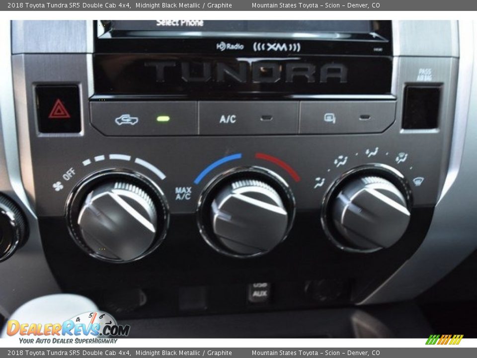 2018 Toyota Tundra SR5 Double Cab 4x4 Midnight Black Metallic / Graphite Photo #30