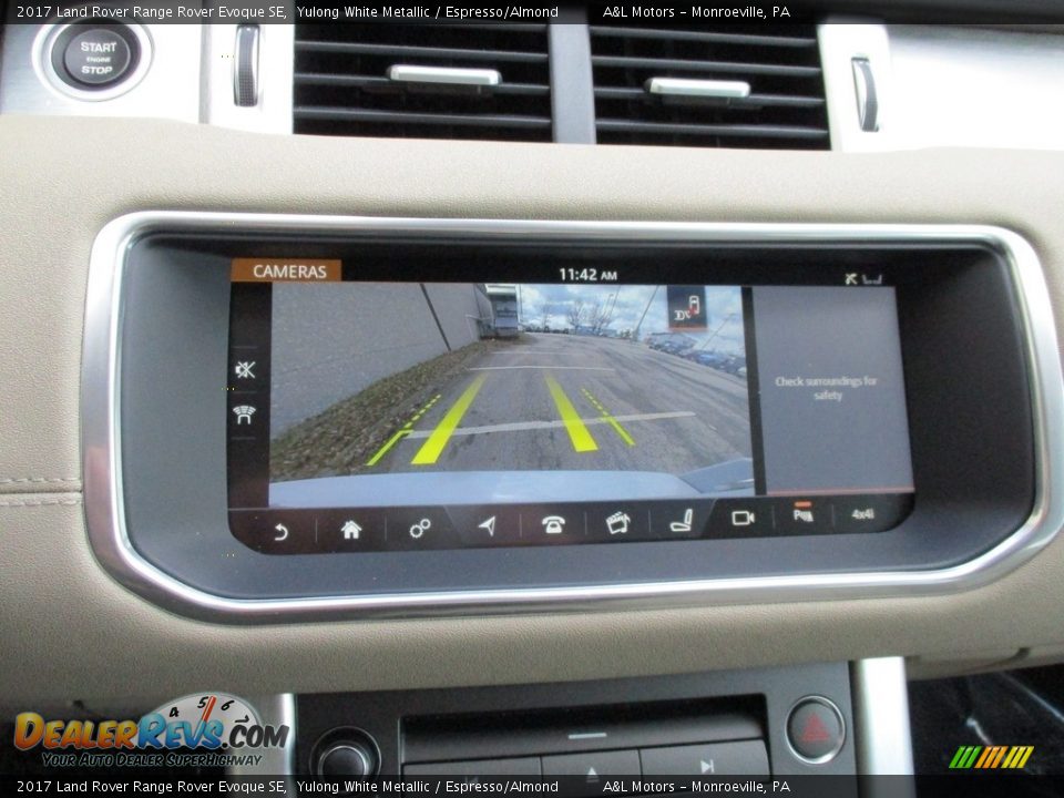 2017 Land Rover Range Rover Evoque SE Yulong White Metallic / Espresso/Almond Photo #18