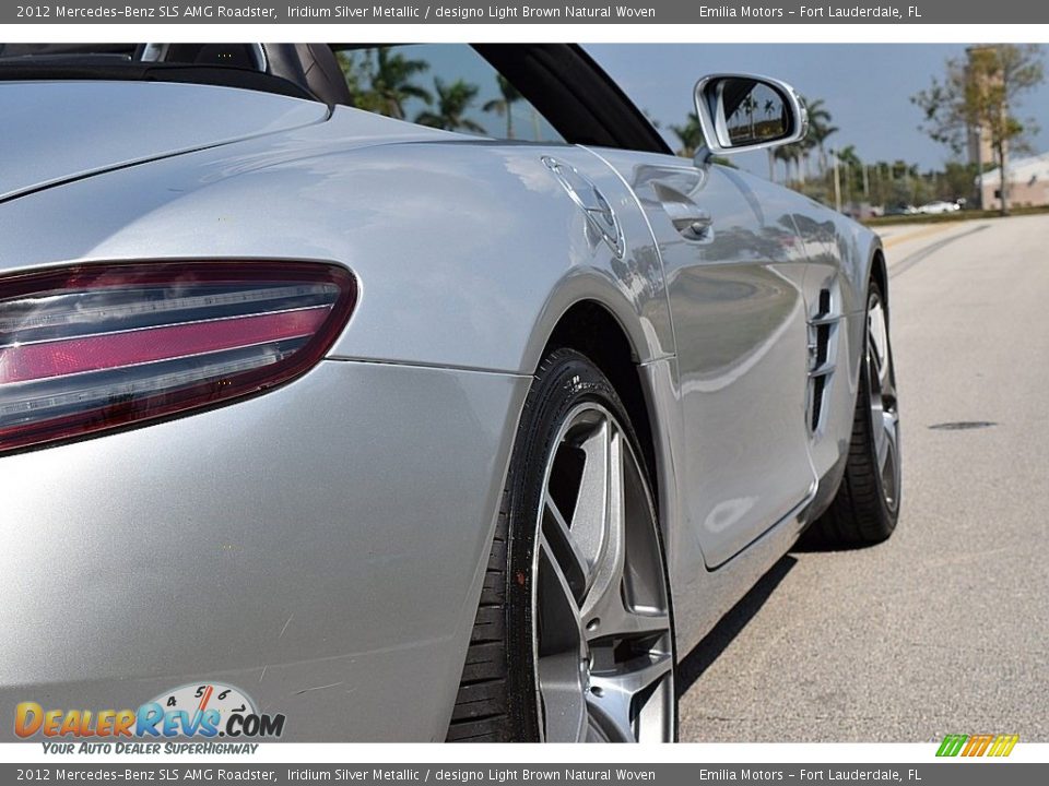 2012 Mercedes-Benz SLS AMG Roadster Iridium Silver Metallic / designo Light Brown Natural Woven Photo #18