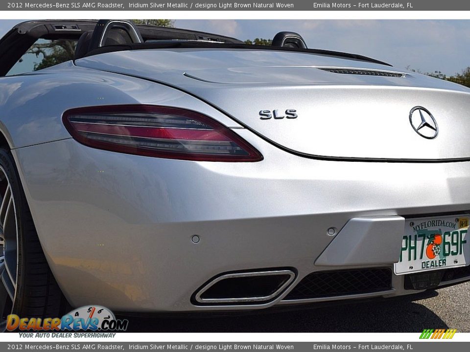 2012 Mercedes-Benz SLS AMG Roadster Iridium Silver Metallic / designo Light Brown Natural Woven Photo #21