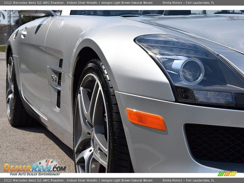 2012 Mercedes-Benz SLS AMG Roadster Iridium Silver Metallic / designo Light Brown Natural Woven Photo #24