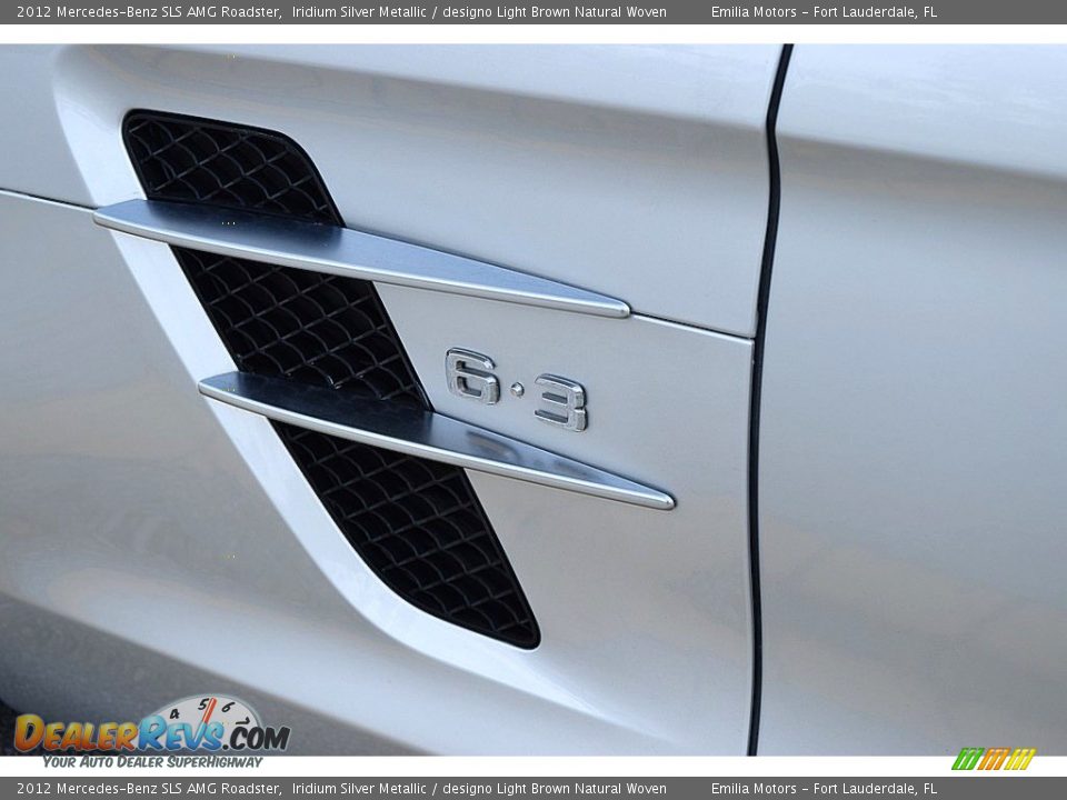 2012 Mercedes-Benz SLS AMG Roadster Iridium Silver Metallic / designo Light Brown Natural Woven Photo #29