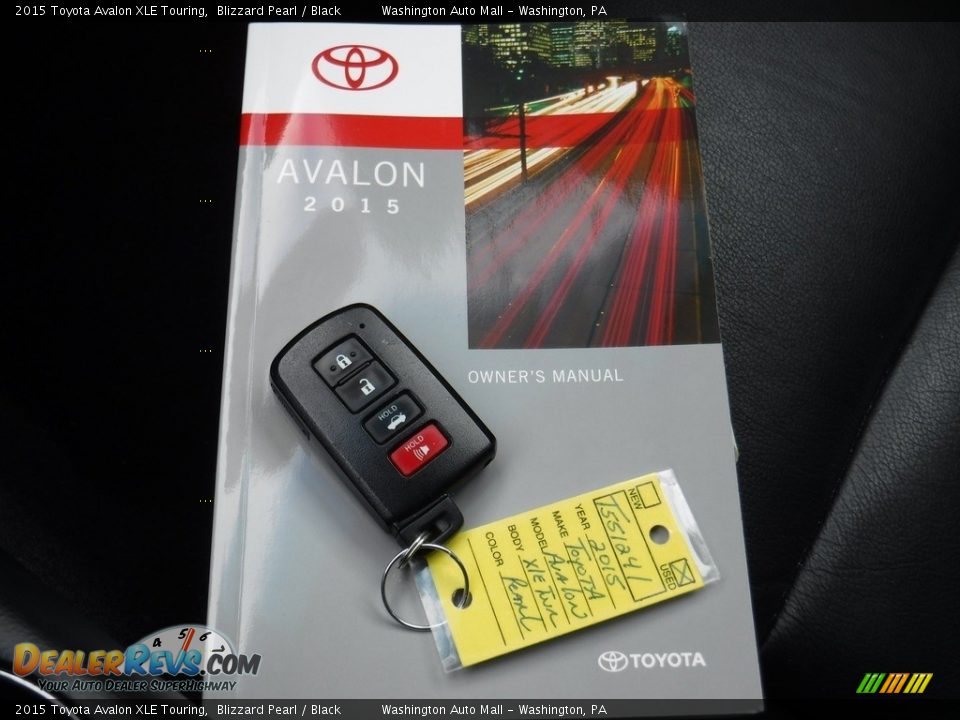 2015 Toyota Avalon XLE Touring Blizzard Pearl / Black Photo #23