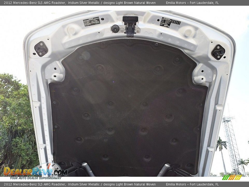 2012 Mercedes-Benz SLS AMG Roadster Iridium Silver Metallic / designo Light Brown Natural Woven Photo #64