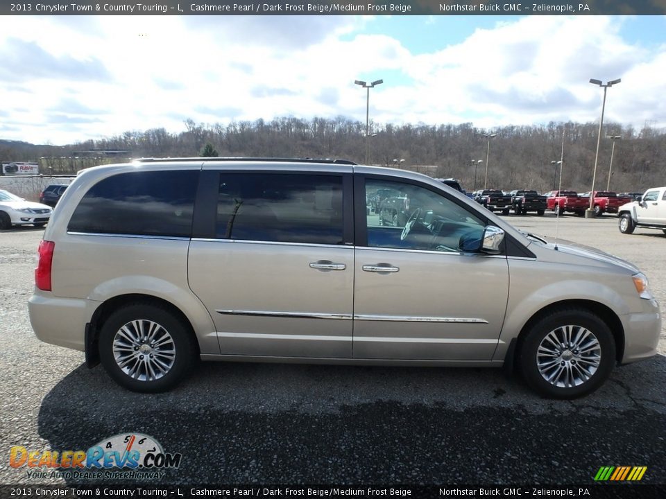 2013 Chrysler Town & Country Touring - L Cashmere Pearl / Dark Frost Beige/Medium Frost Beige Photo #5