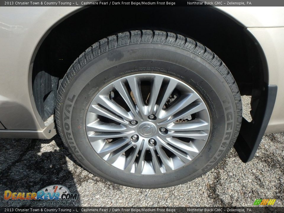 2013 Chrysler Town & Country Touring - L Cashmere Pearl / Dark Frost Beige/Medium Frost Beige Photo #15