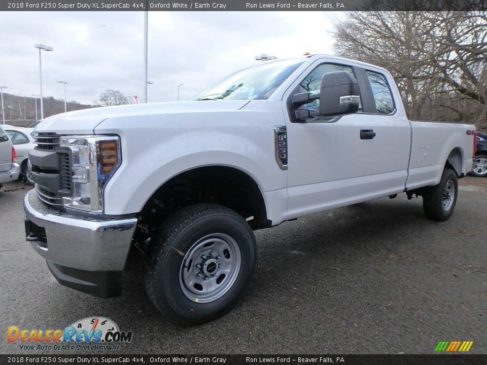 2018 Ford F250 Super Duty XL SuperCab 4x4 Oxford White / Earth Gray Photo #7