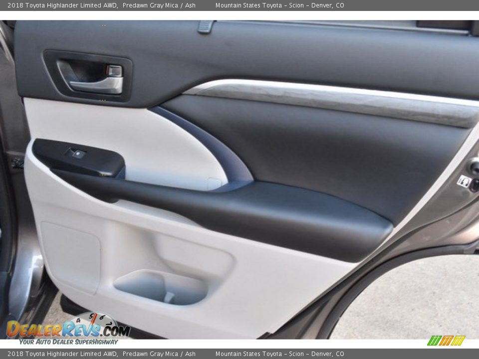 2018 Toyota Highlander Limited AWD Predawn Gray Mica / Ash Photo #26