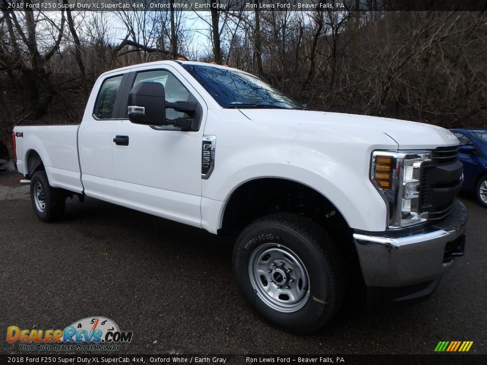 2018 Ford F250 Super Duty XL SuperCab 4x4 Oxford White / Earth Gray Photo #9