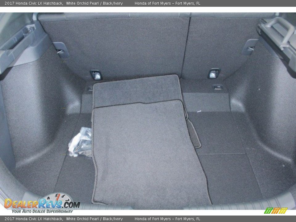 2017 Honda Civic LX Hatchback White Orchid Pearl / Black/Ivory Photo #21