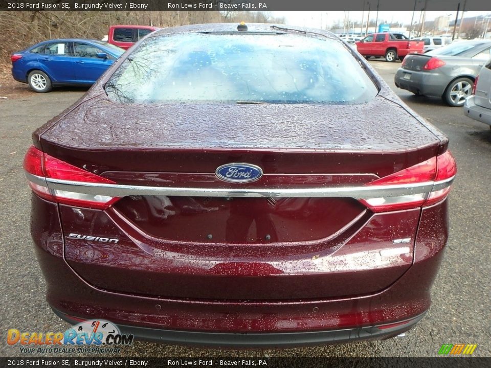 2018 Ford Fusion SE Burgundy Velvet / Ebony Photo #4