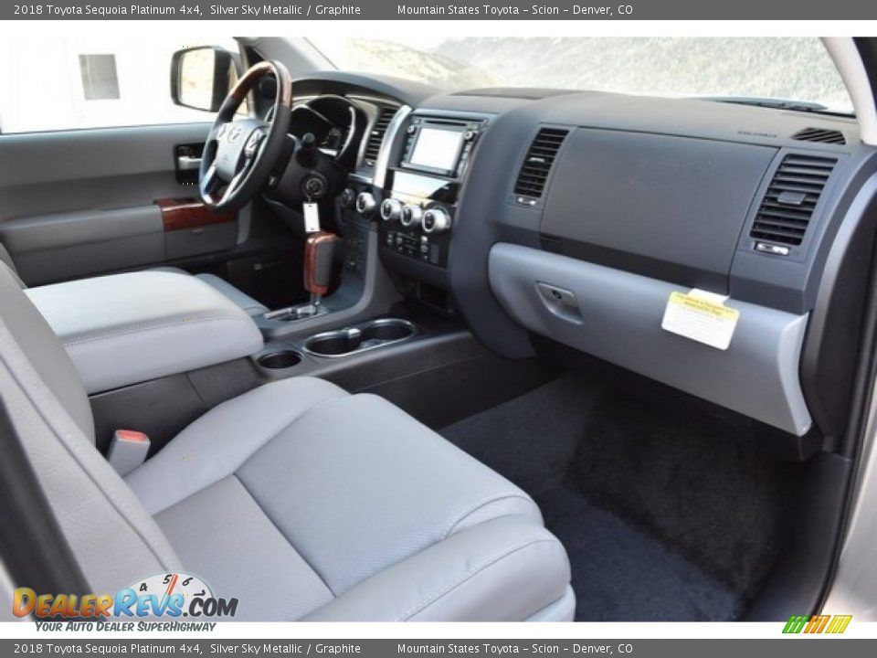 2018 Toyota Sequoia Platinum 4x4 Silver Sky Metallic / Graphite Photo #11