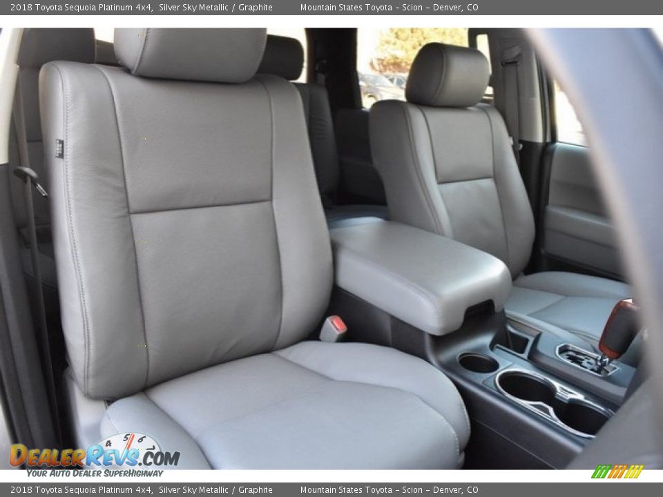 2018 Toyota Sequoia Platinum 4x4 Silver Sky Metallic / Graphite Photo #13