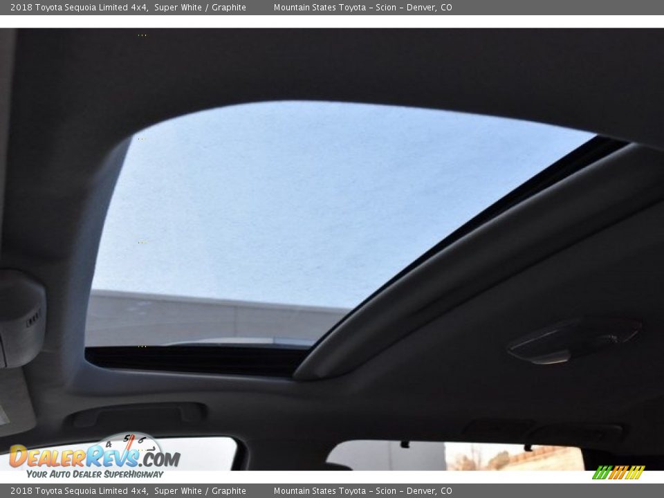 2018 Toyota Sequoia Limited 4x4 Super White / Graphite Photo #9