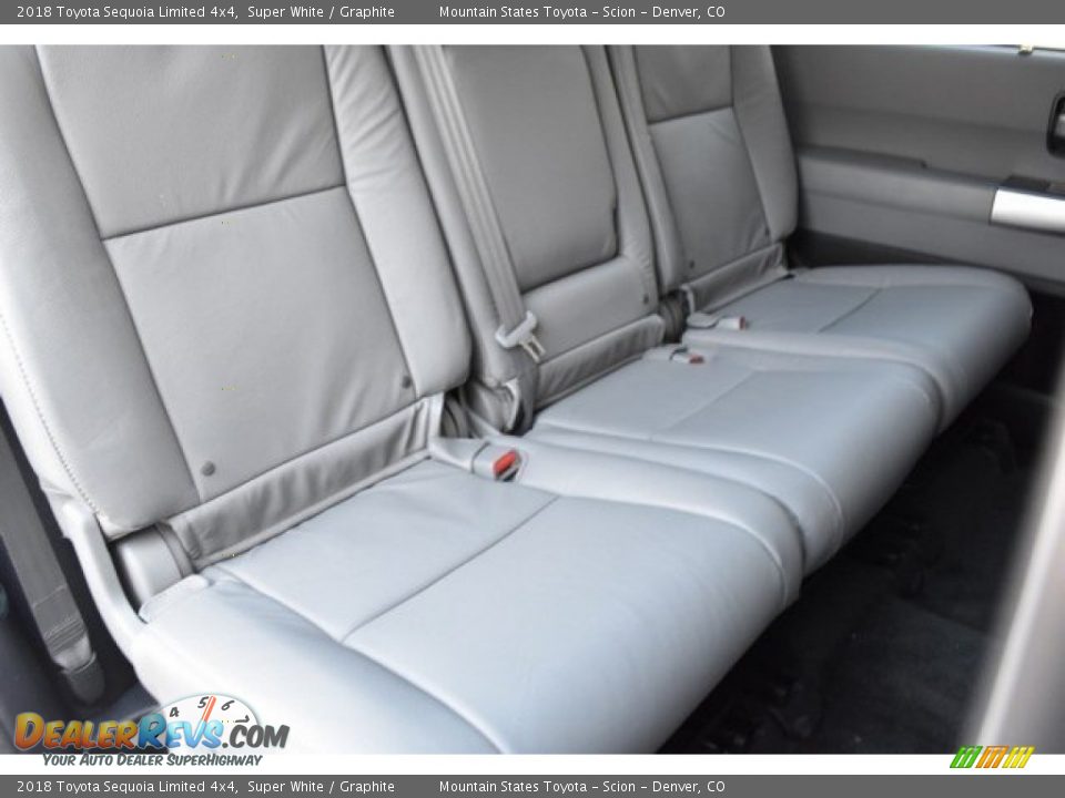 2018 Toyota Sequoia Limited 4x4 Super White / Graphite Photo #20
