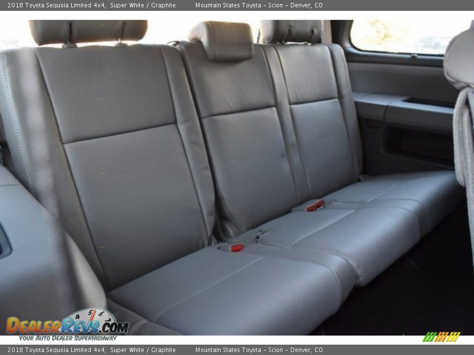 2018 Toyota Sequoia Limited 4x4 Super White / Graphite Photo #21