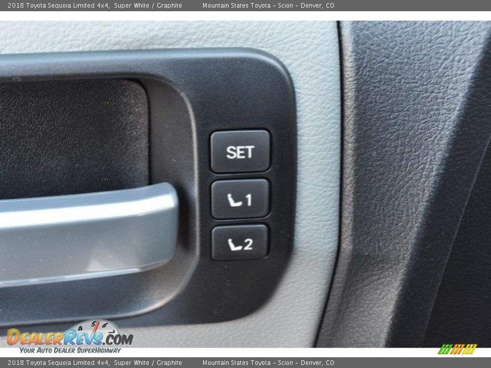 2018 Toyota Sequoia Limited 4x4 Super White / Graphite Photo #28