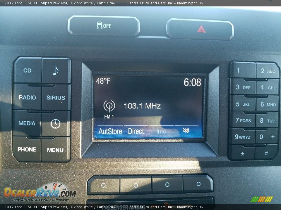 2017 Ford F150 XLT SuperCrew 4x4 Oxford White / Earth Gray Photo #30