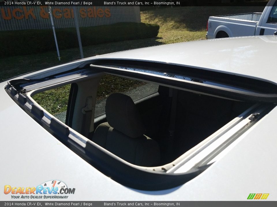 2014 Honda CR-V EX White Diamond Pearl / Beige Photo #32