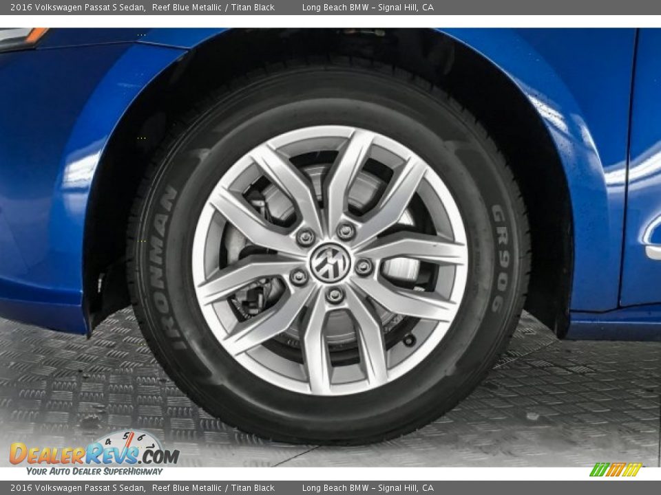 2016 Volkswagen Passat S Sedan Reef Blue Metallic / Titan Black Photo #8