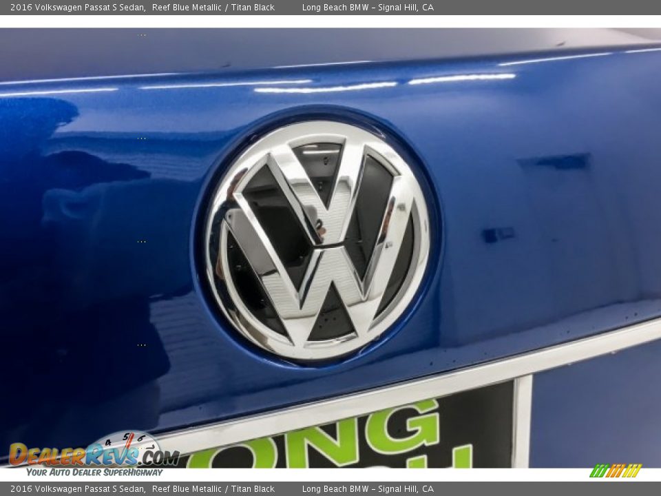 2016 Volkswagen Passat S Sedan Reef Blue Metallic / Titan Black Photo #31