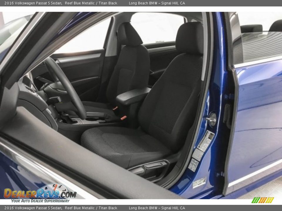 2016 Volkswagen Passat S Sedan Reef Blue Metallic / Titan Black Photo #32