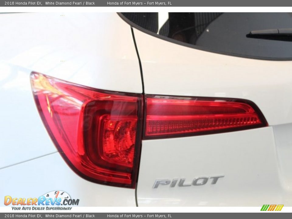 2018 Honda Pilot EX White Diamond Pearl / Black Photo #9