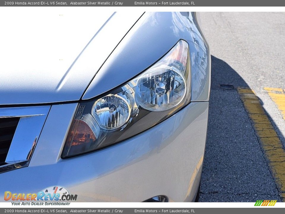 2009 Honda Accord EX-L V6 Sedan Alabaster Silver Metallic / Gray Photo #8