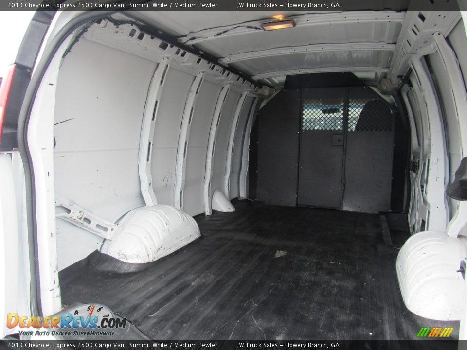 2013 Chevrolet Express 2500 Cargo Van Summit White / Medium Pewter Photo #11