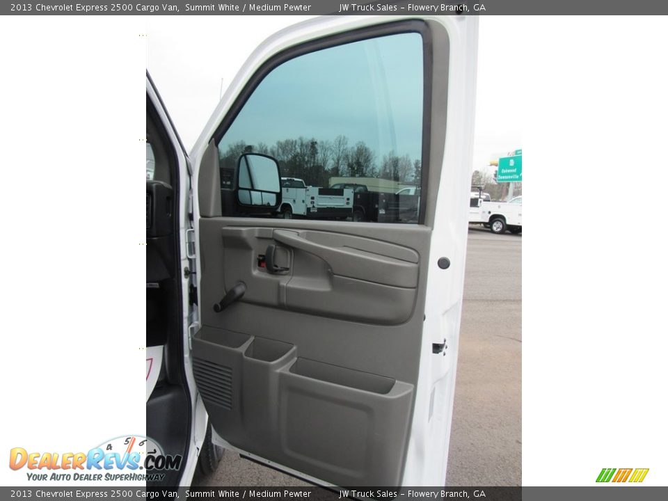 2013 Chevrolet Express 2500 Cargo Van Summit White / Medium Pewter Photo #16