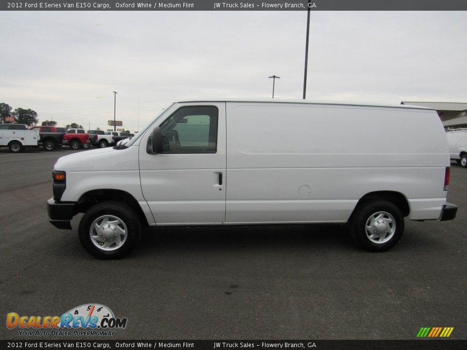 2012 Ford E Series Van E150 Cargo Oxford White / Medium Flint Photo #2