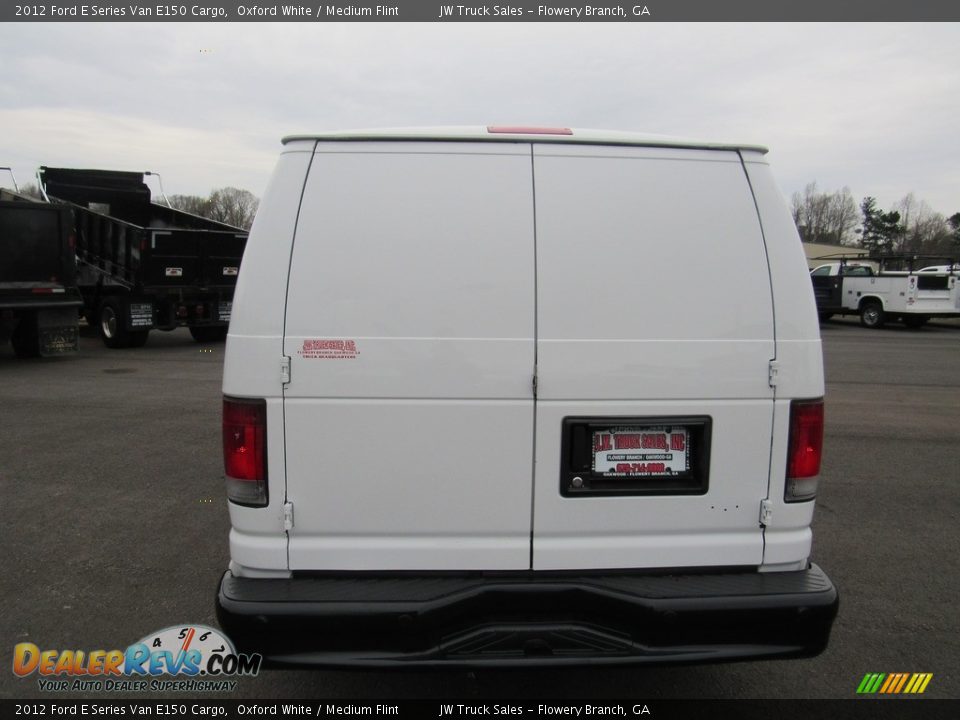2012 Ford E Series Van E150 Cargo Oxford White / Medium Flint Photo #4