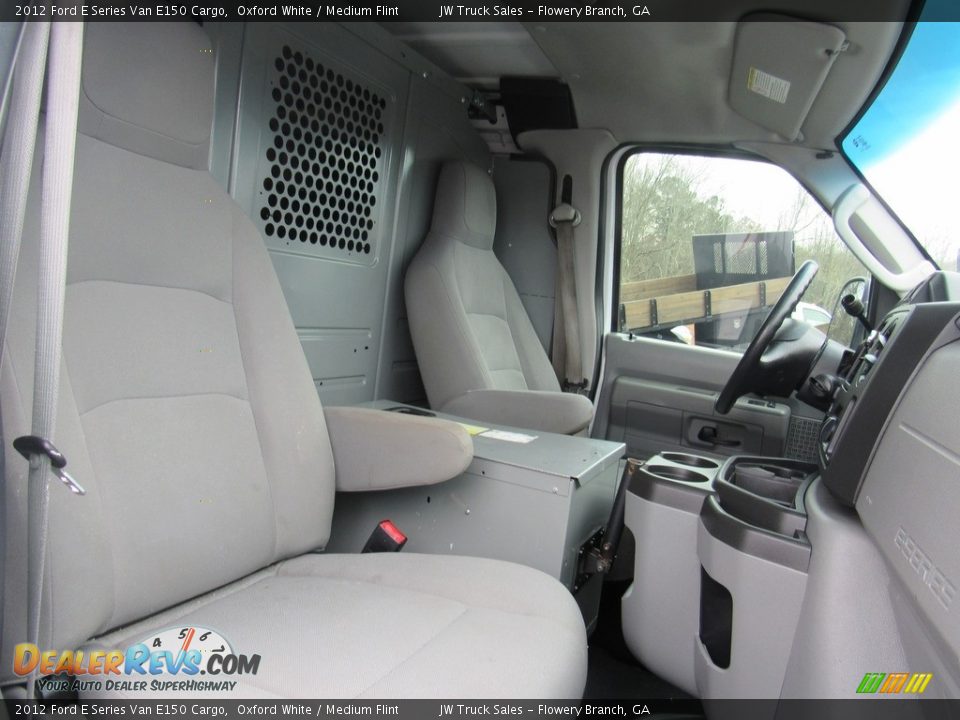 2012 Ford E Series Van E150 Cargo Oxford White / Medium Flint Photo #21