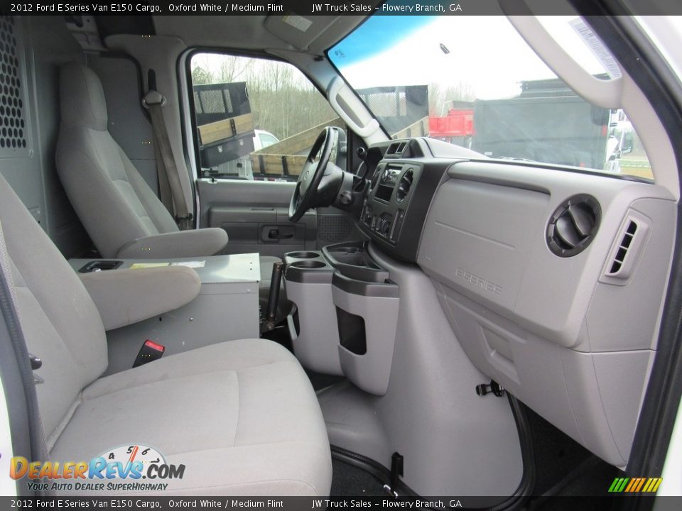 2012 Ford E Series Van E150 Cargo Oxford White / Medium Flint Photo #22