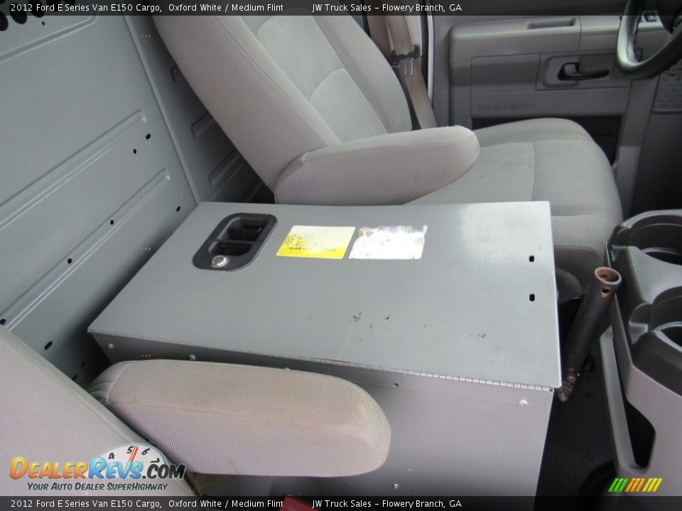 2012 Ford E Series Van E150 Cargo Oxford White / Medium Flint Photo #26