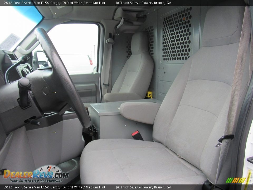 2012 Ford E Series Van E150 Cargo Oxford White / Medium Flint Photo #30