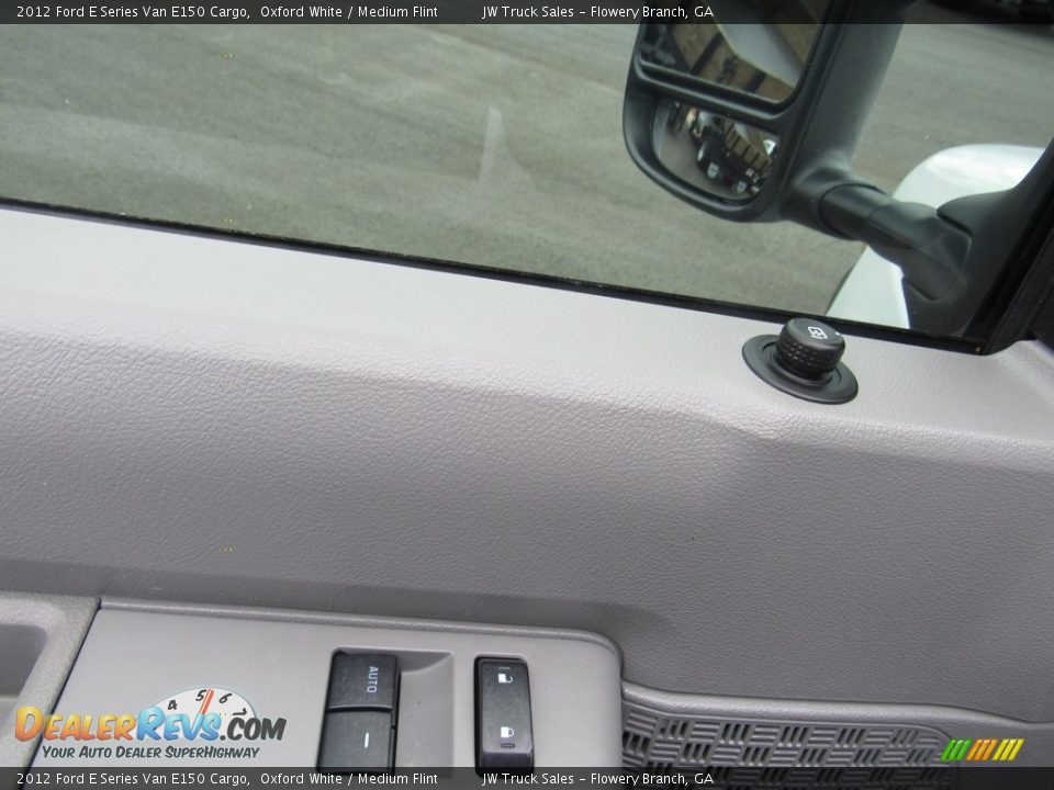 2012 Ford E Series Van E150 Cargo Oxford White / Medium Flint Photo #34