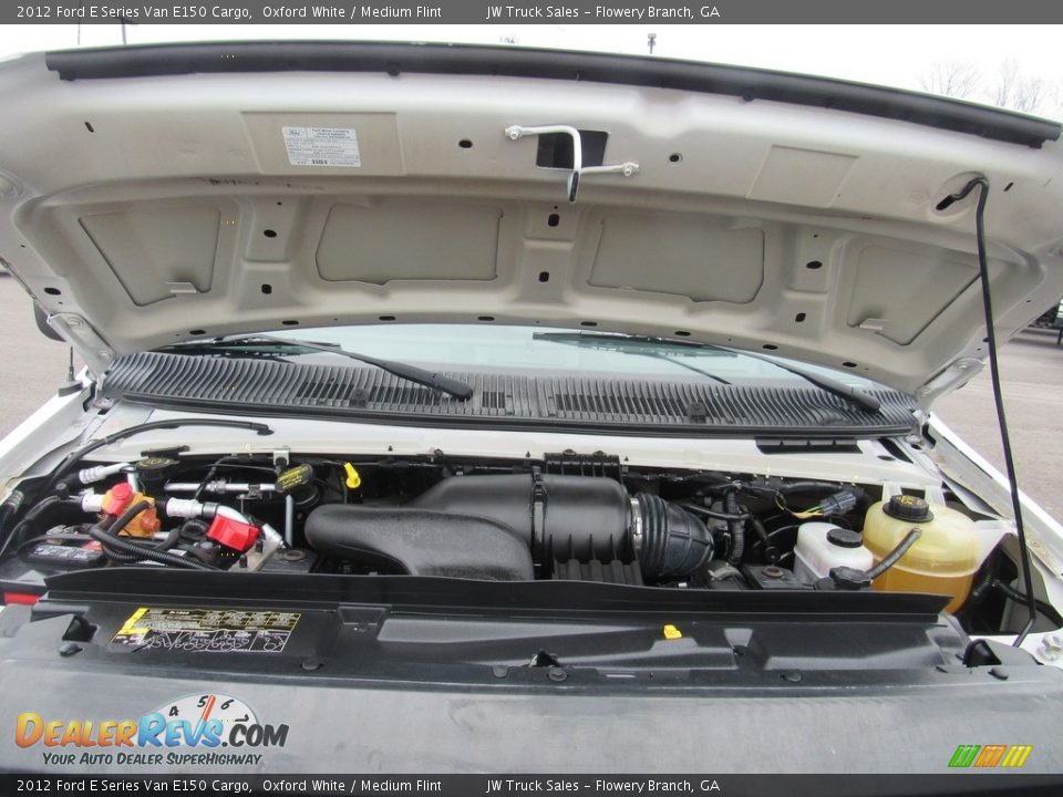 2012 Ford E Series Van E150 Cargo Oxford White / Medium Flint Photo #35