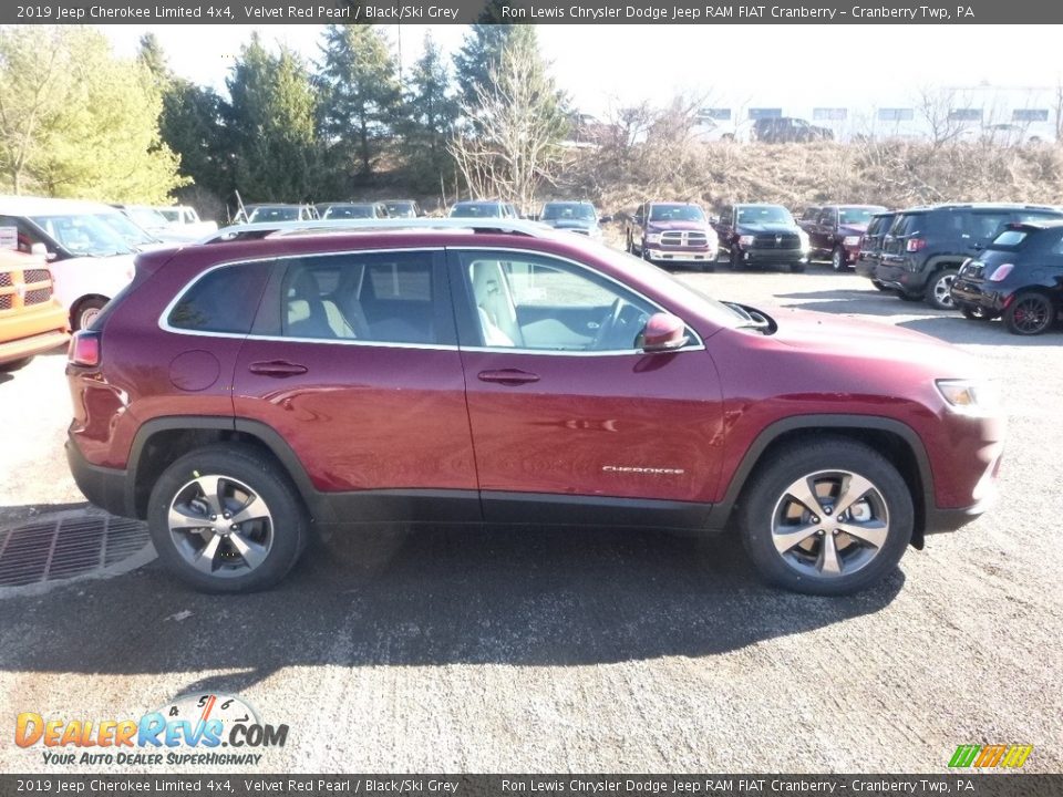 2019 Jeep Cherokee Limited 4x4 Velvet Red Pearl / Black/Ski Grey Photo #6