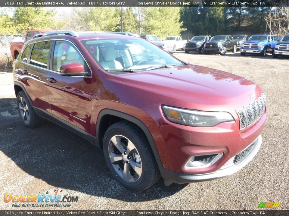 2019 Jeep Cherokee Limited 4x4 Velvet Red Pearl / Black/Ski Grey Photo #7
