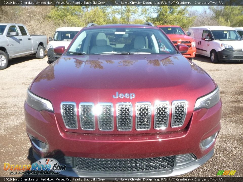 2019 Jeep Cherokee Limited 4x4 Velvet Red Pearl / Black/Ski Grey Photo #8